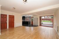 Semi-Detached House, 6 bedrooms, Freehold