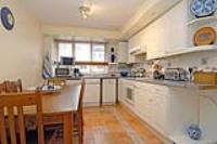 Mid-Terrace House, 3 bedrooms, Freehold
