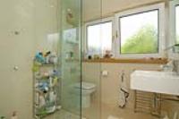 Mid-Terrace House, 3 bedrooms, Freehold