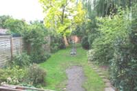 Mid-Terrace House, 4 bedrooms, Freehold