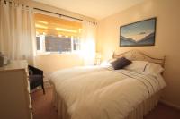 Semi-Detached House, 4 bedrooms, Freehold