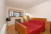 Semi-Detached House, 3 bedrooms, Freehold