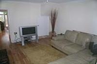 End-of-Terrace House, 2 bedrooms, Freehold