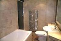 End-of-Terrace House, 2 bedrooms, Freehold