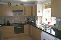 Semi-Detached House, 3 bedrooms, Freehold