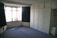 Semi-Detached House, 5 bedrooms, Freehold