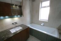 Semi-Detached House, 6 bedrooms, Freehold