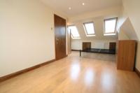 Semi-Detached House, 4 bedrooms, Freehold