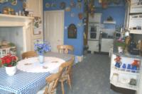 Land, 4 bedrooms, Freehold