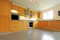 End-of-Terrace House, 4 bedrooms, Freehold