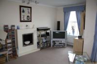 Mid-Terrace House, 3 bedrooms, Freehold