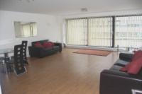 Flat / Apartment, 3 bedrooms
