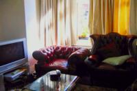 Mid-Terrace House, 4 bedrooms, Freehold