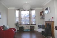 Mid-Terrace House, 3 bedrooms, Freehold