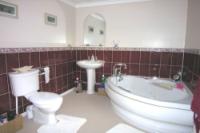 Detached House, 4 bedrooms, Freehold