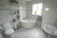 Semi-Detached House, 4 bedrooms, Freehold