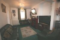 Mid-Terrace House, 4 bedrooms, Freehold