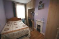 Mid-Terrace House, 4 bedrooms, Freehold