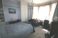 Semi-Detached House, 4 bedrooms, Freehold