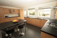 Semi-Detached House, 4 bedrooms, Freehold