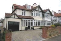 Semi-Detached House, 5 bedrooms