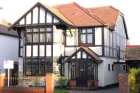 Detached House, 6 bedrooms