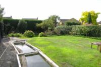 Bungalow, 5 bedrooms, Freehold