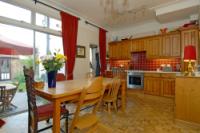 End-of-Terrace House, 4 bedrooms, Freehold