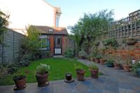 End-of-Terrace House, 4 bedrooms, Freehold
