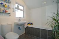 End-of-Terrace House, 4 bedrooms, Freehold