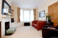 Mid-Terrace House, 3 bedrooms, Freehold