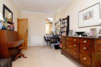 Mid-Terrace House, 3 bedrooms, Freehold