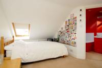 Mid-Terrace House, 3 bedrooms, Freehold