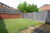 Mid-Terrace House, 4 bedrooms, Freehold