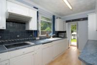 End-of-Terrace House, 5 bedrooms, Freehold