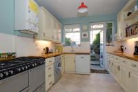Mid-Terrace House, 3 bedrooms, Freehold