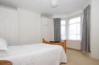 Mid-Terrace House, 3 bedrooms, Freehold