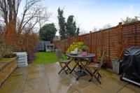Mid-Terrace House, 3 bedrooms, Freehold
