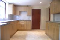 Detached House, 6 bedrooms, Freehold