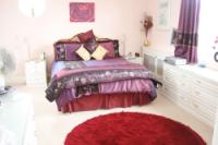 Detached House, 8 bedrooms, Freehold