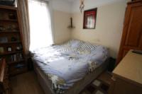 Mid-Terrace House, 3 bedrooms, Freehold