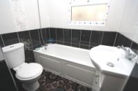 Mid-Terrace House, 5 bedrooms, Freehold