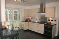 Semi-Detached House, 4 bedrooms, Freehold