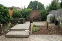 Mid-Terrace House, 4 bedrooms, Freehold