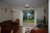 Mid-Terrace House, 2 bedrooms, Freehold