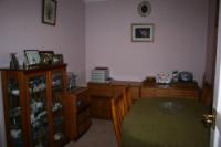 Mid-Terrace House, 3 bedrooms, Freehold