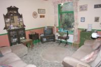 Semi-Detached House, 5 bedrooms, Freehold