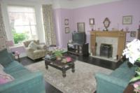 Semi-Detached House, 5 bedrooms, Freehold