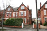 Semi-Detached House, 5 bedrooms