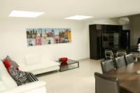 Semi-Detached House, 4 bedrooms, Freehold